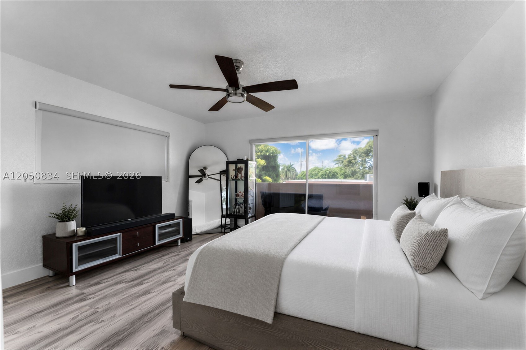PUERTA DEL SOL CONDO - Residential