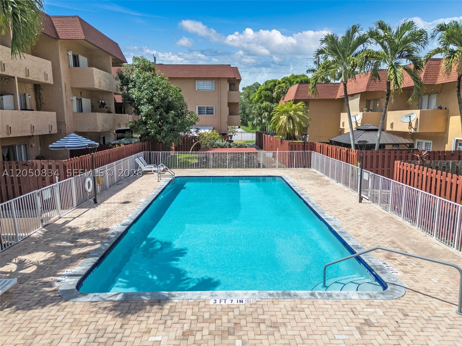 PUERTA DEL SOL CONDO - Residential