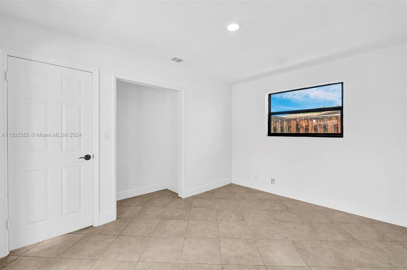 DRIFTWOOD ESTATES NO 15 - Residential