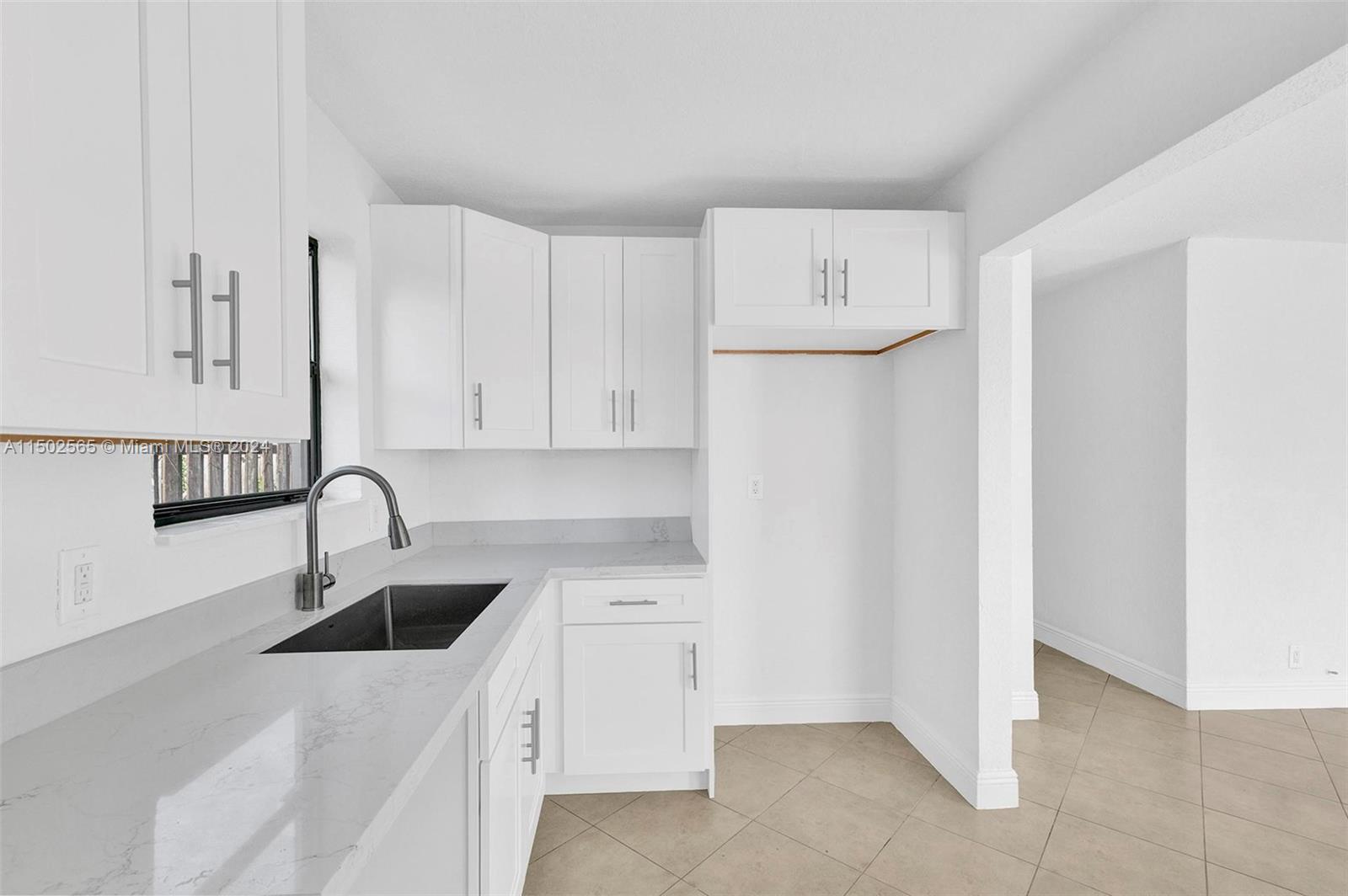 DRIFTWOOD ESTATES NO 15 - Residential