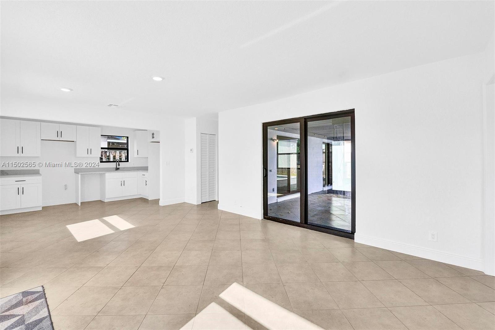 DRIFTWOOD ESTATES NO 15 - Residential