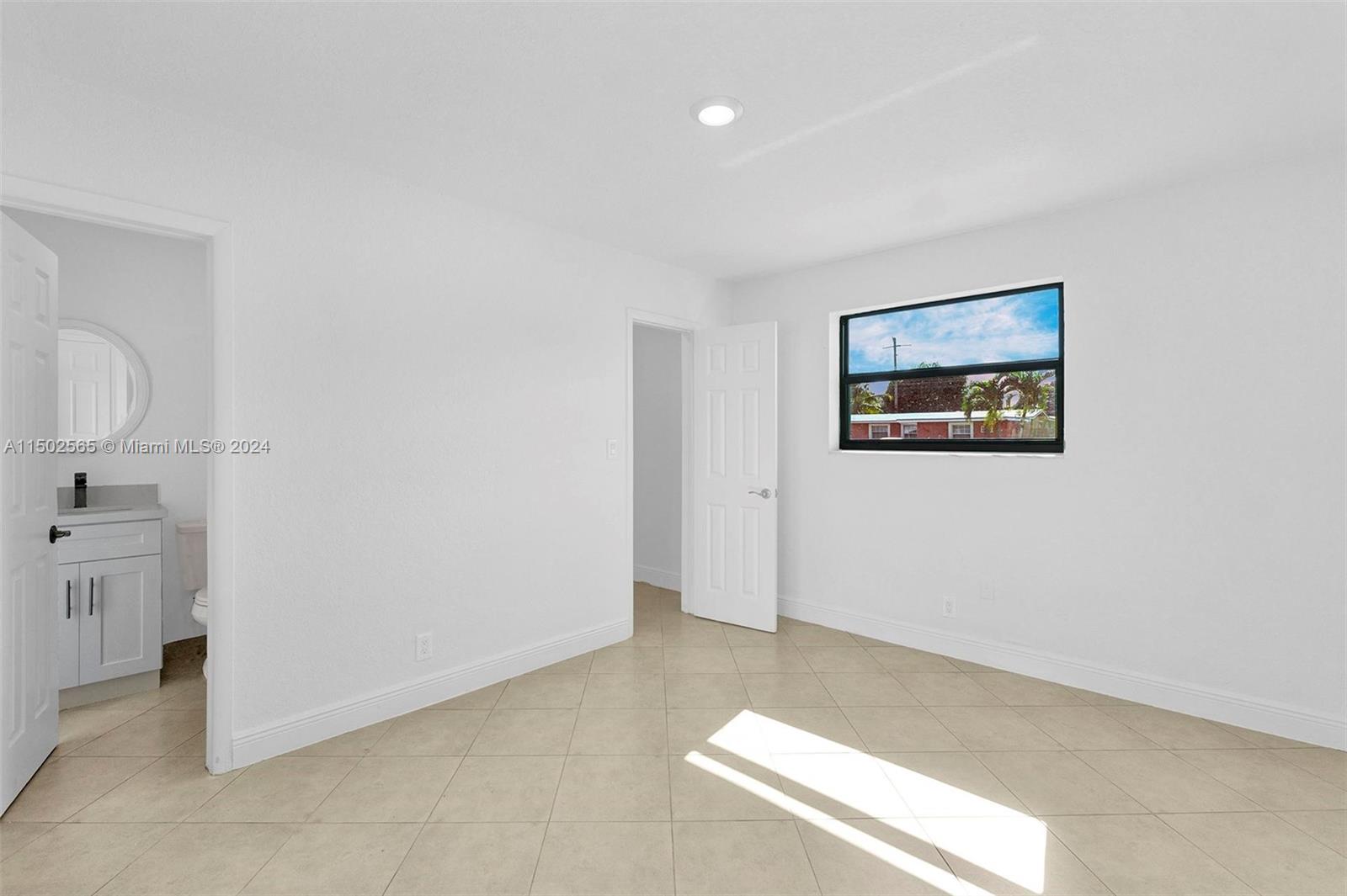 DRIFTWOOD ESTATES NO 15 - Residential