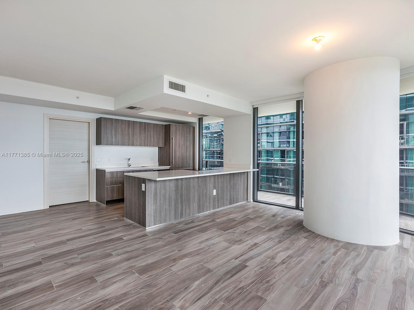 801 SMA RESIDENCES CONDO - Residential Lease
