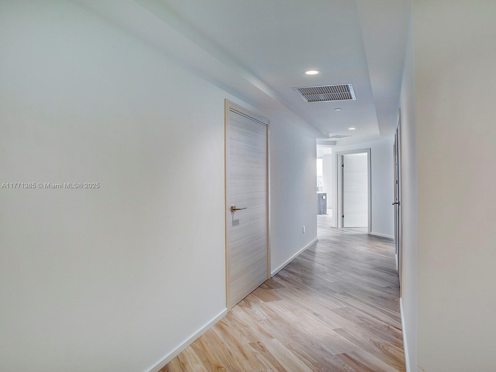801 SMA RESIDENCES CONDO - Residential Lease