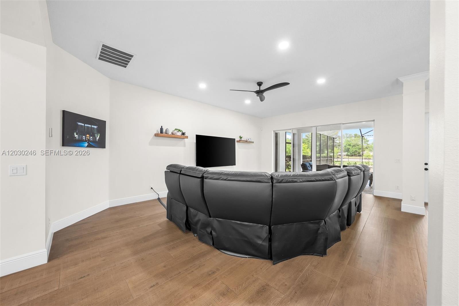 Ladera - Residential