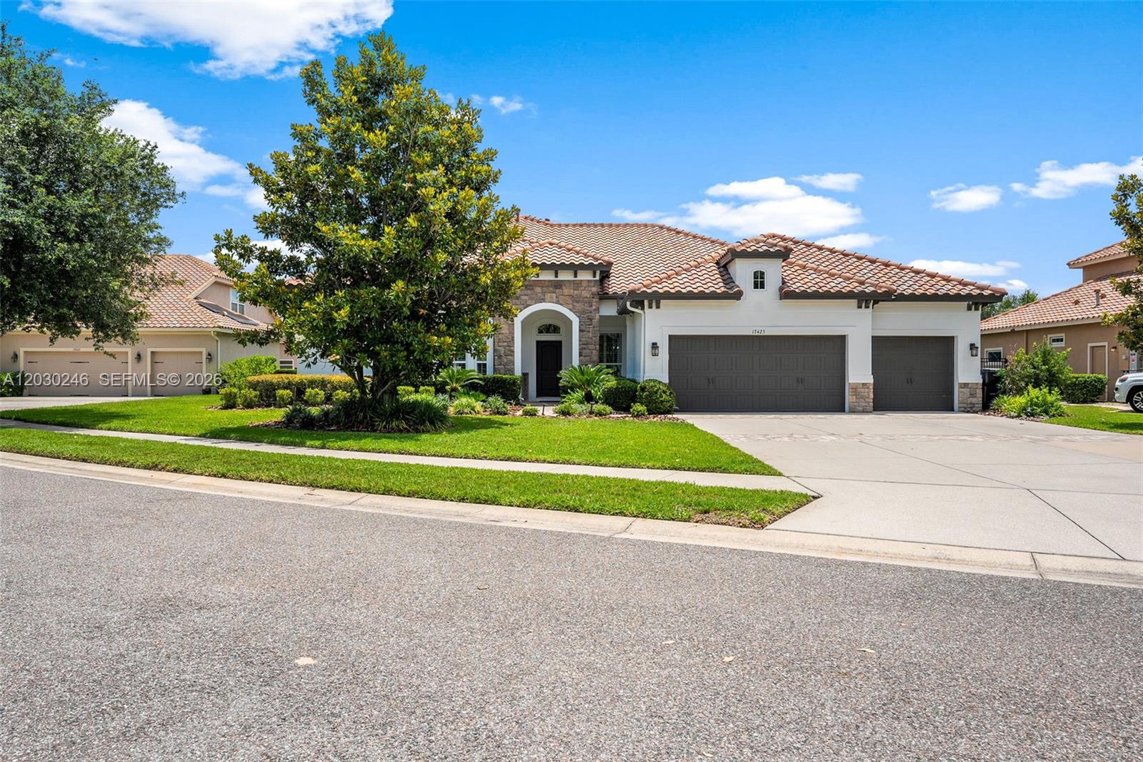 Ladera - Residential