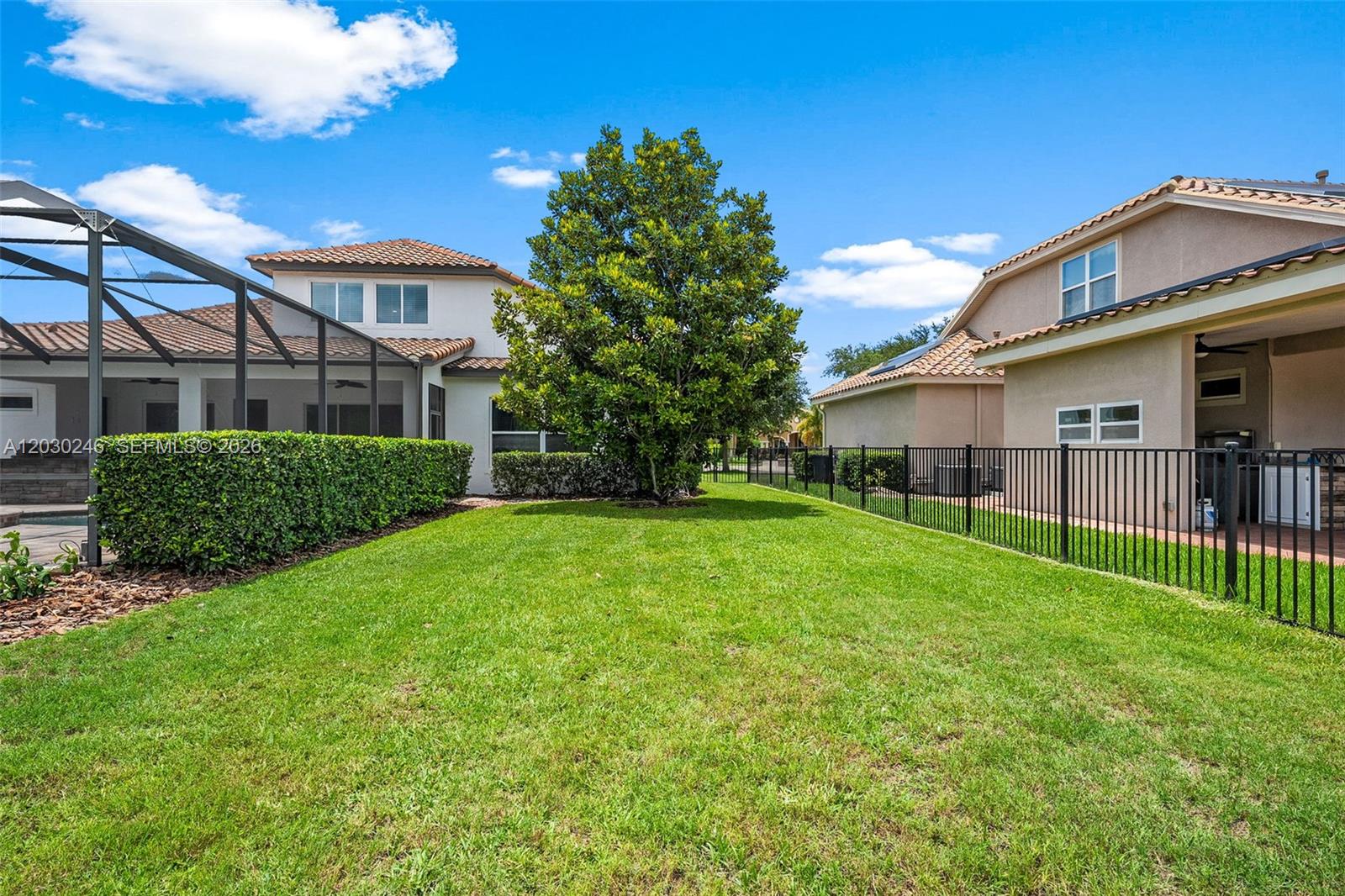 Ladera - Residential