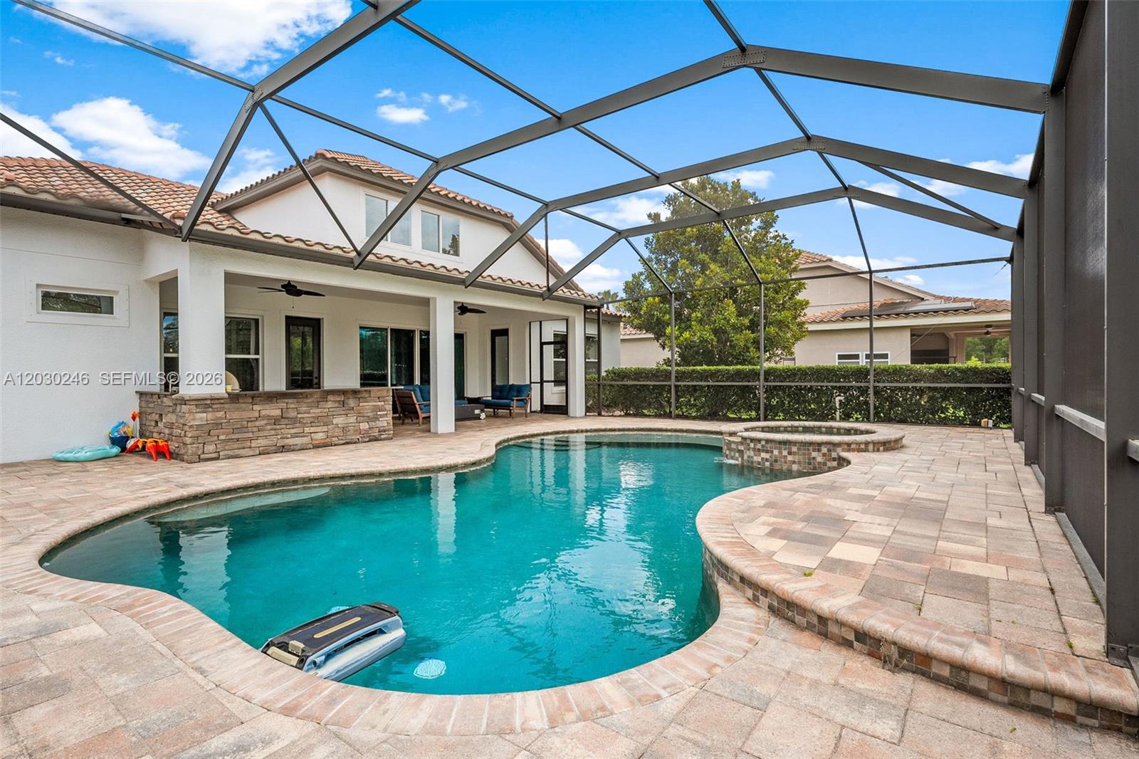 Ladera - Residential