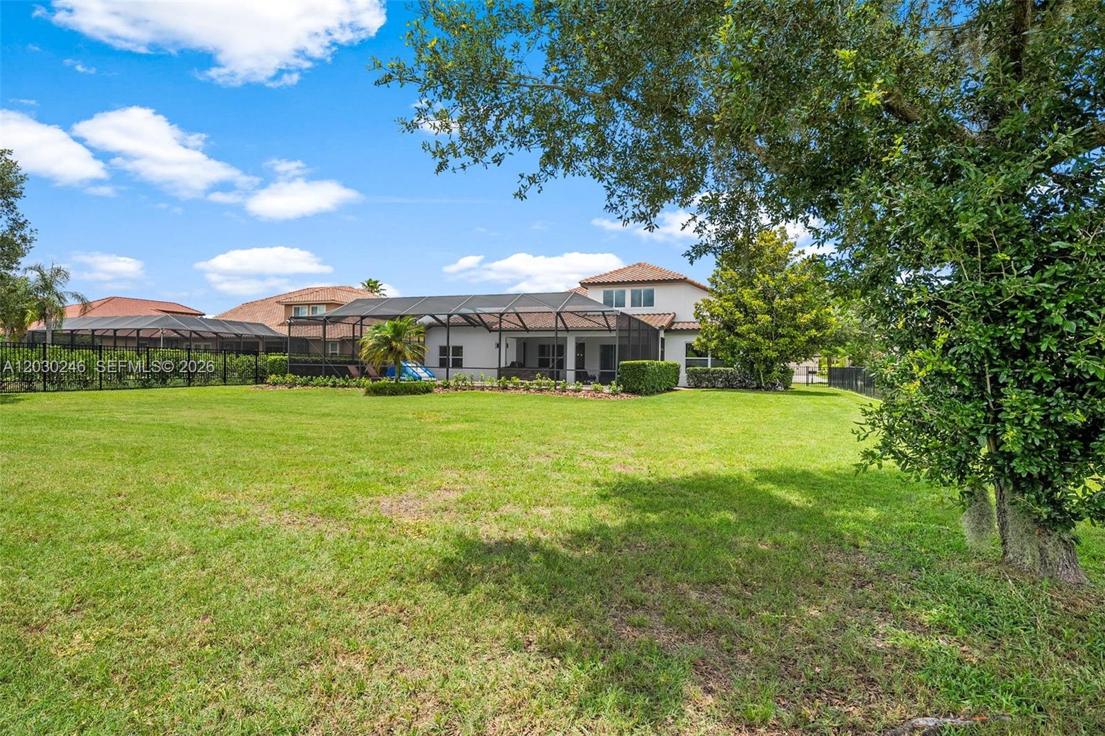 Ladera - Residential