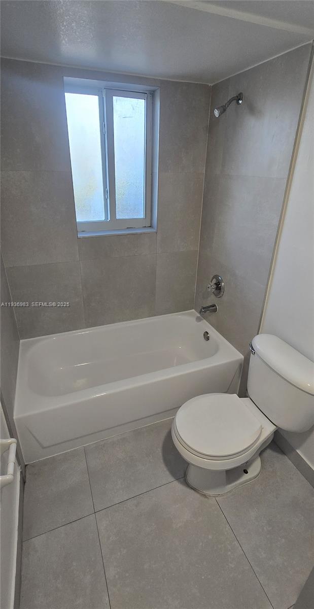 A A DOOLEY SUB - Residential Lease