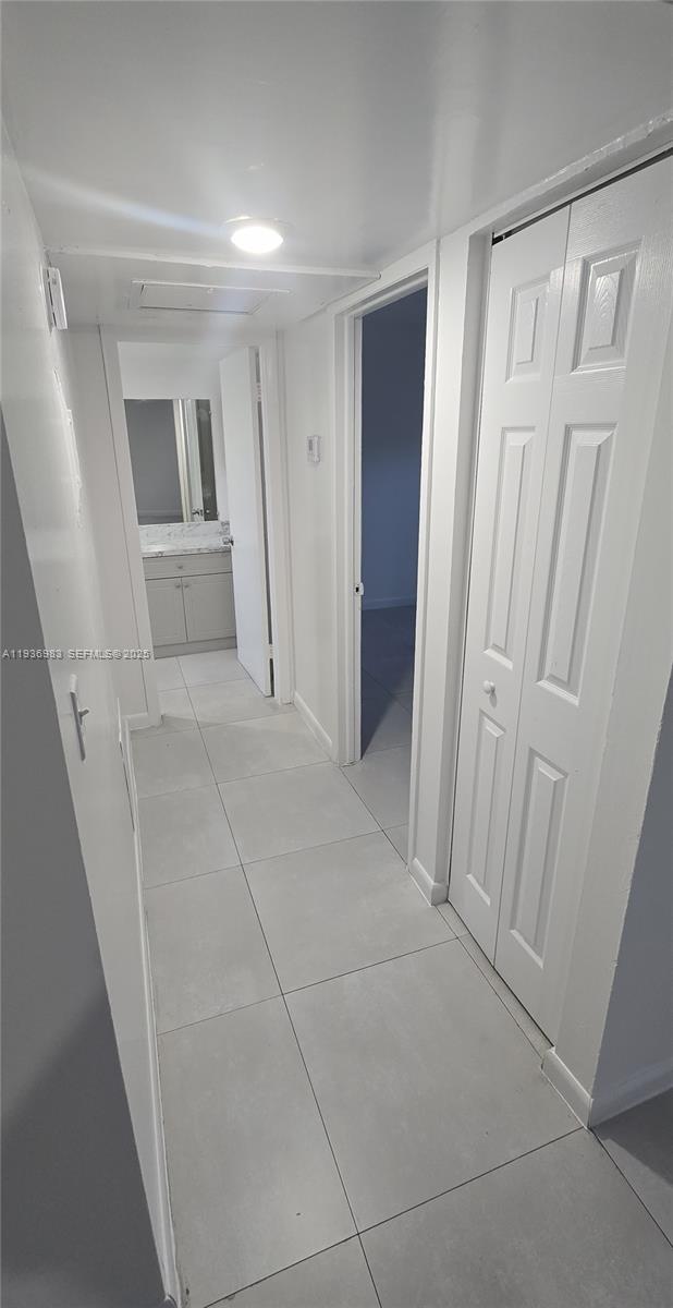 A A DOOLEY SUB - Residential Lease