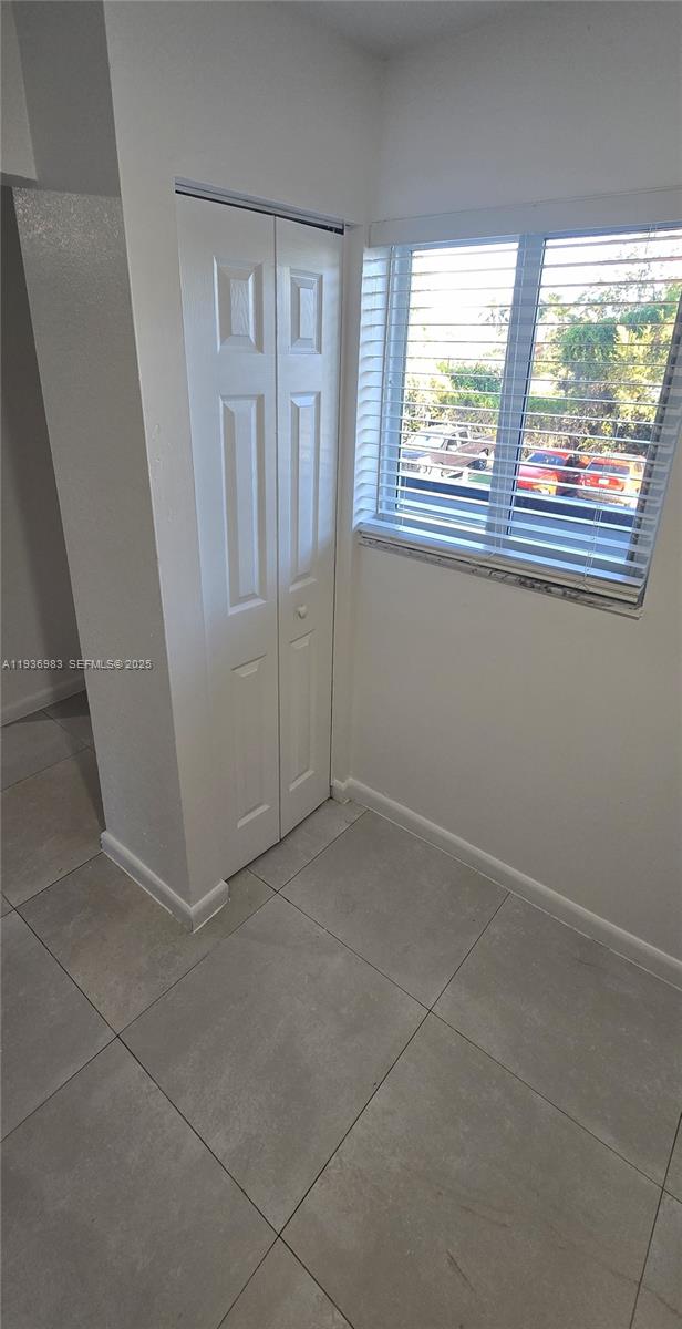 A A DOOLEY SUB - Residential Lease