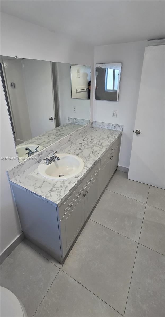 A A DOOLEY SUB - Residential Lease