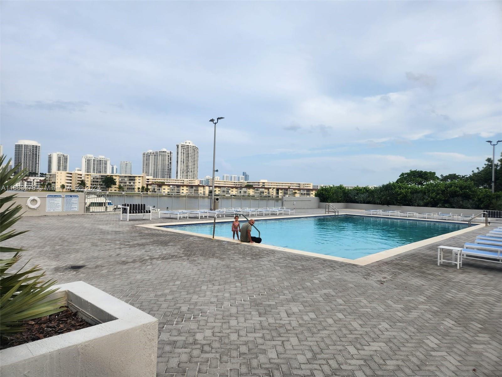 DEL PRADO MARINA - Residential