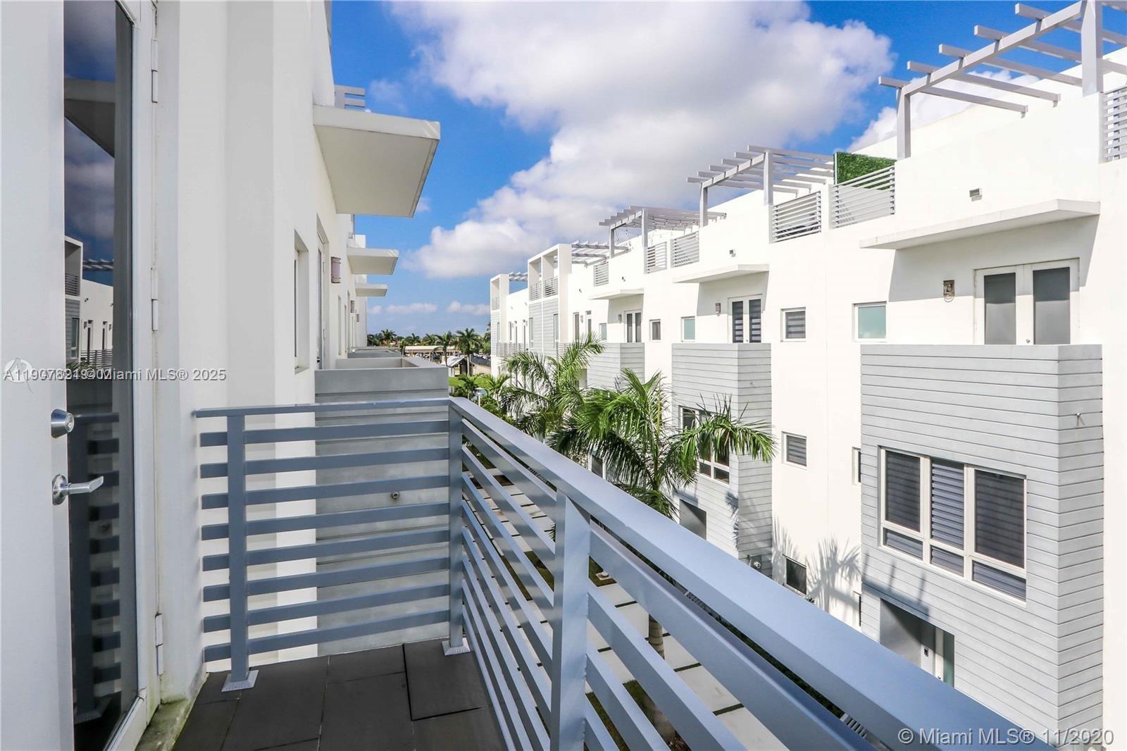 CONTEMPO TOWNHOMES - Residential Lease