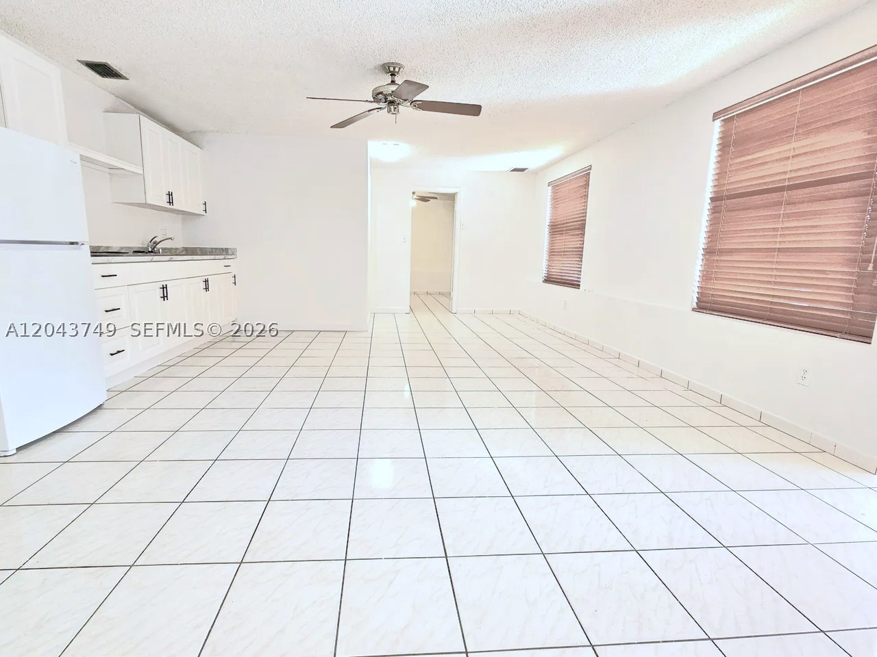 CHURCHILL ESTATES - Residential Lease