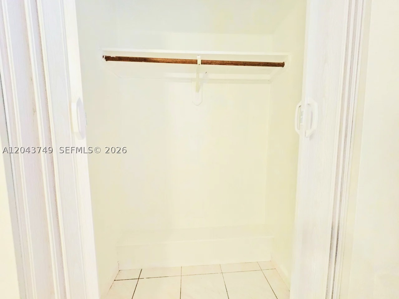 CHURCHILL ESTATES - Residential Lease