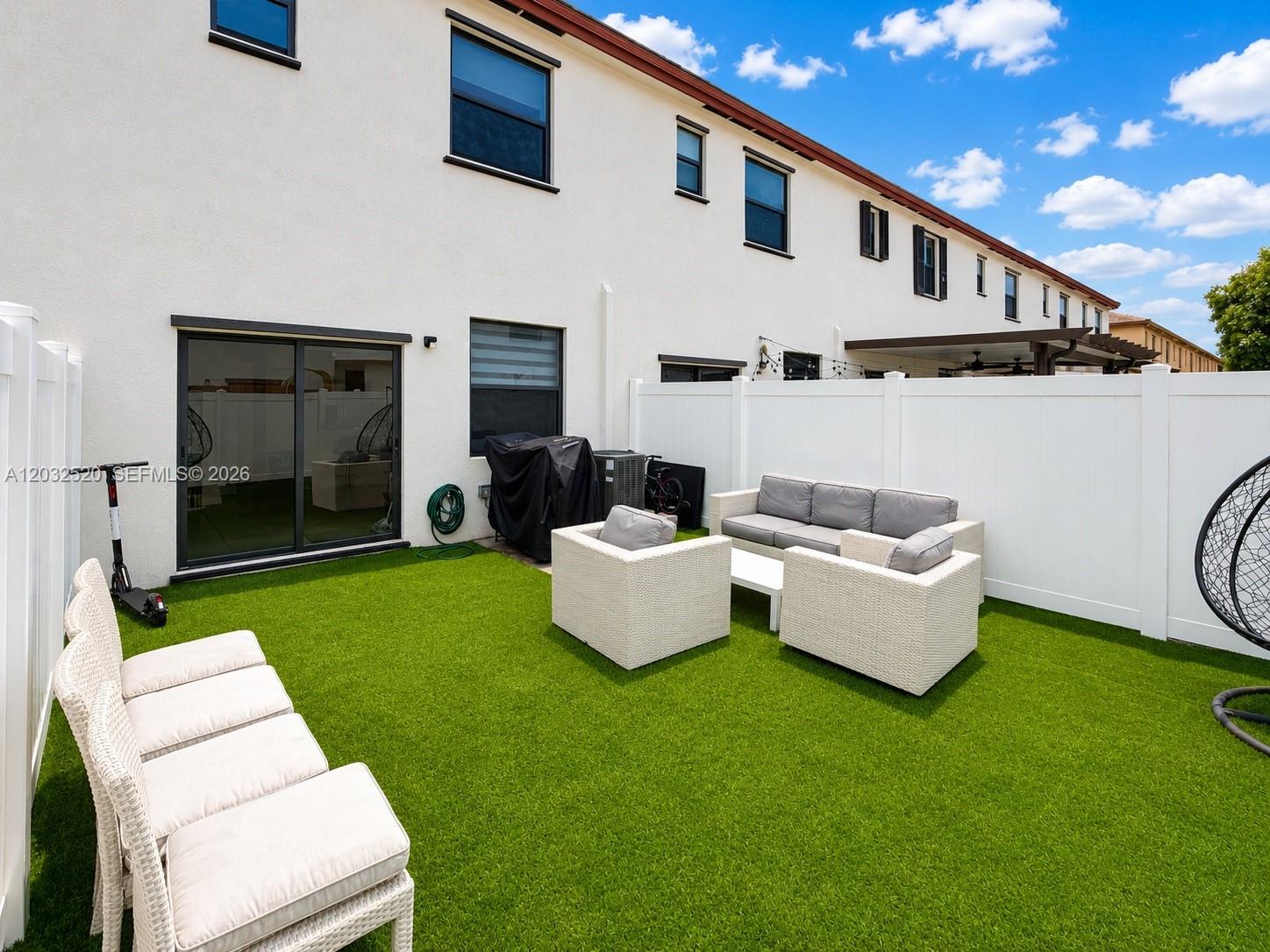 AQUABELLA SECTION TWO - Residential