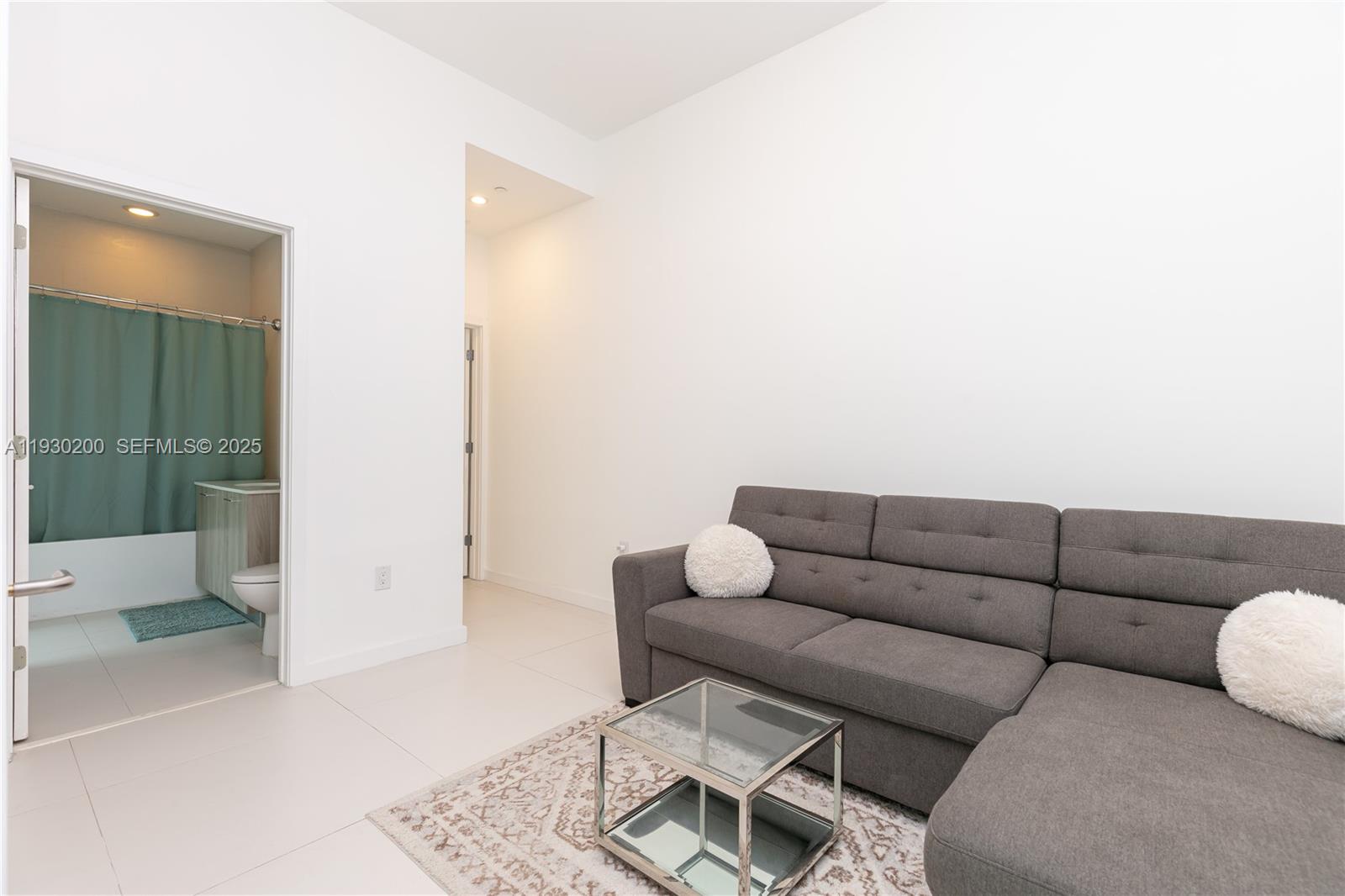 Paraiso Bayviews - Residential