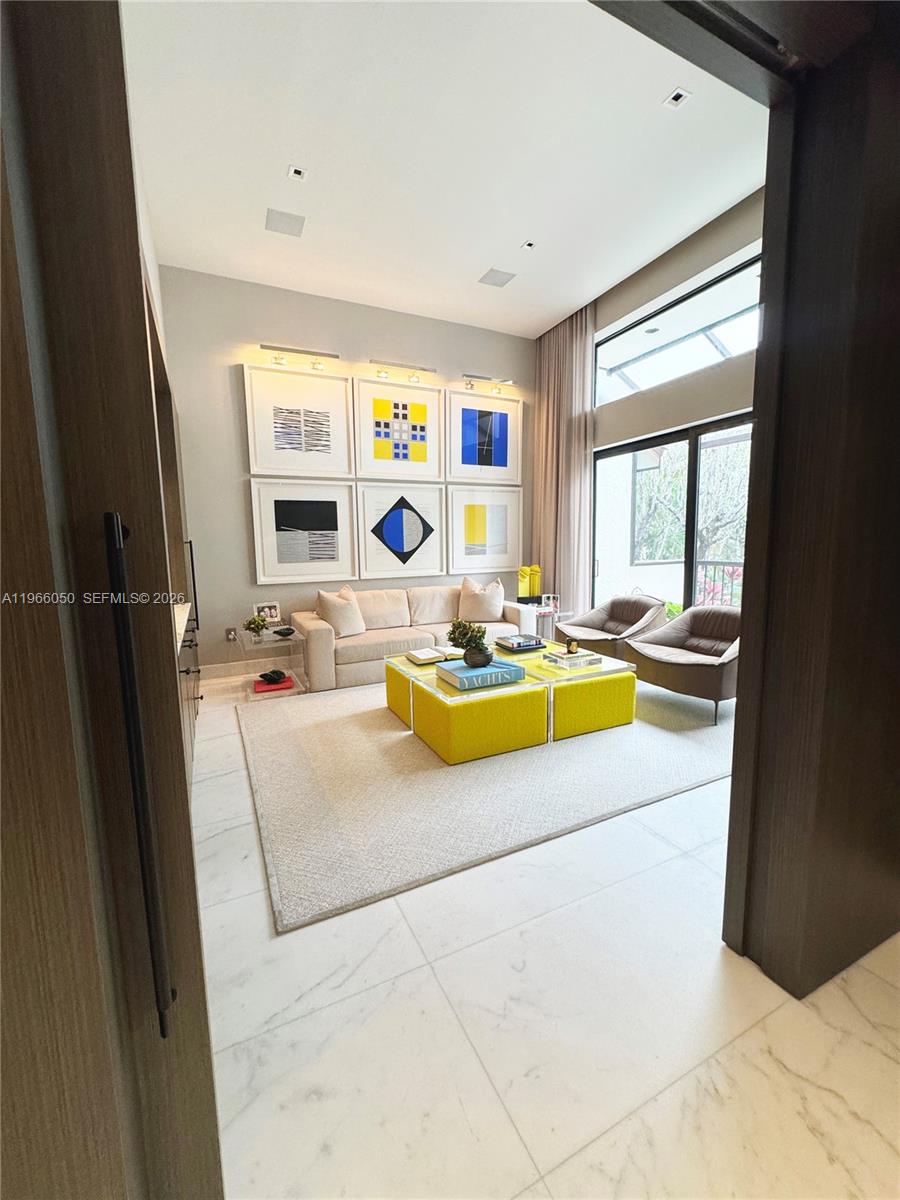 L HERMITAGE - Residential