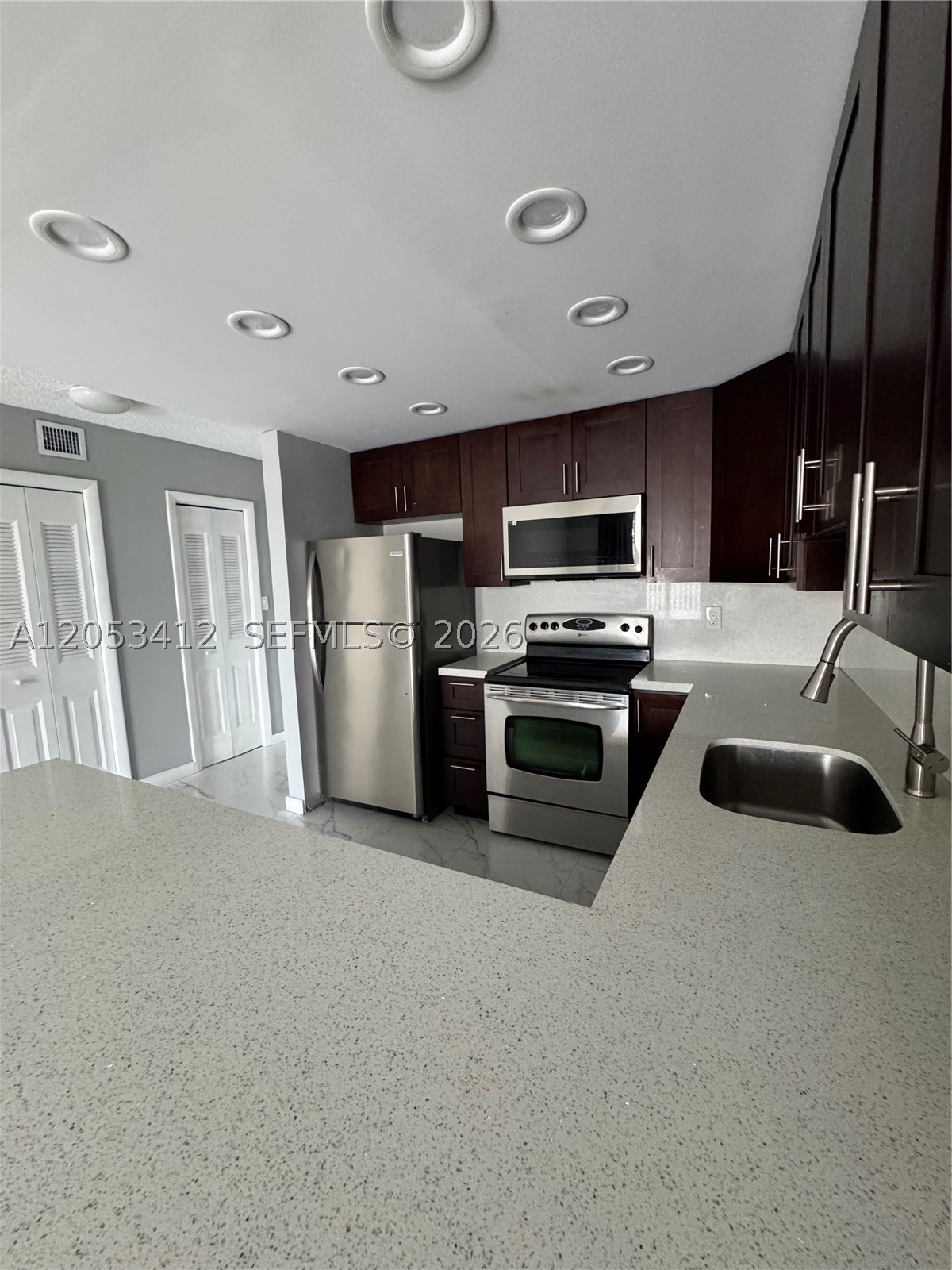 CORAL GATE EAST CONDO - Residential Lease