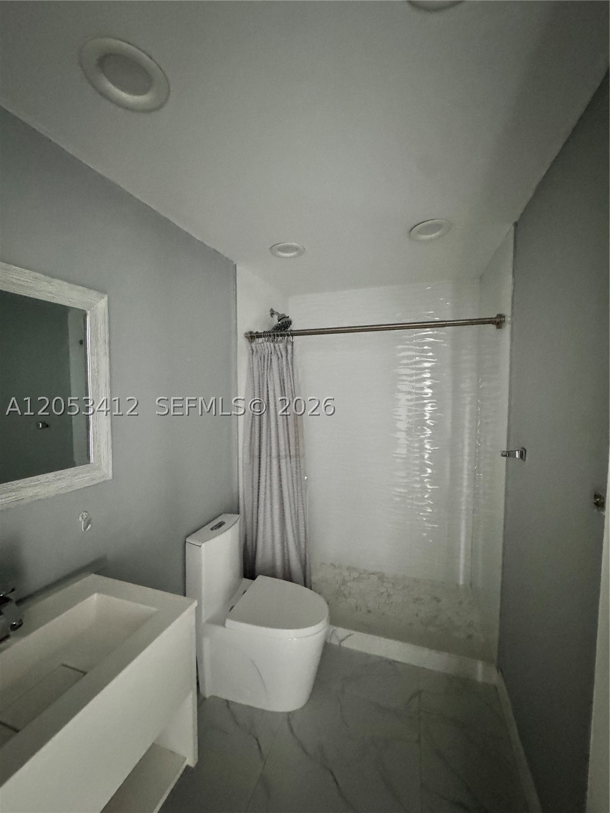 CORAL GATE EAST CONDO - Residential Lease