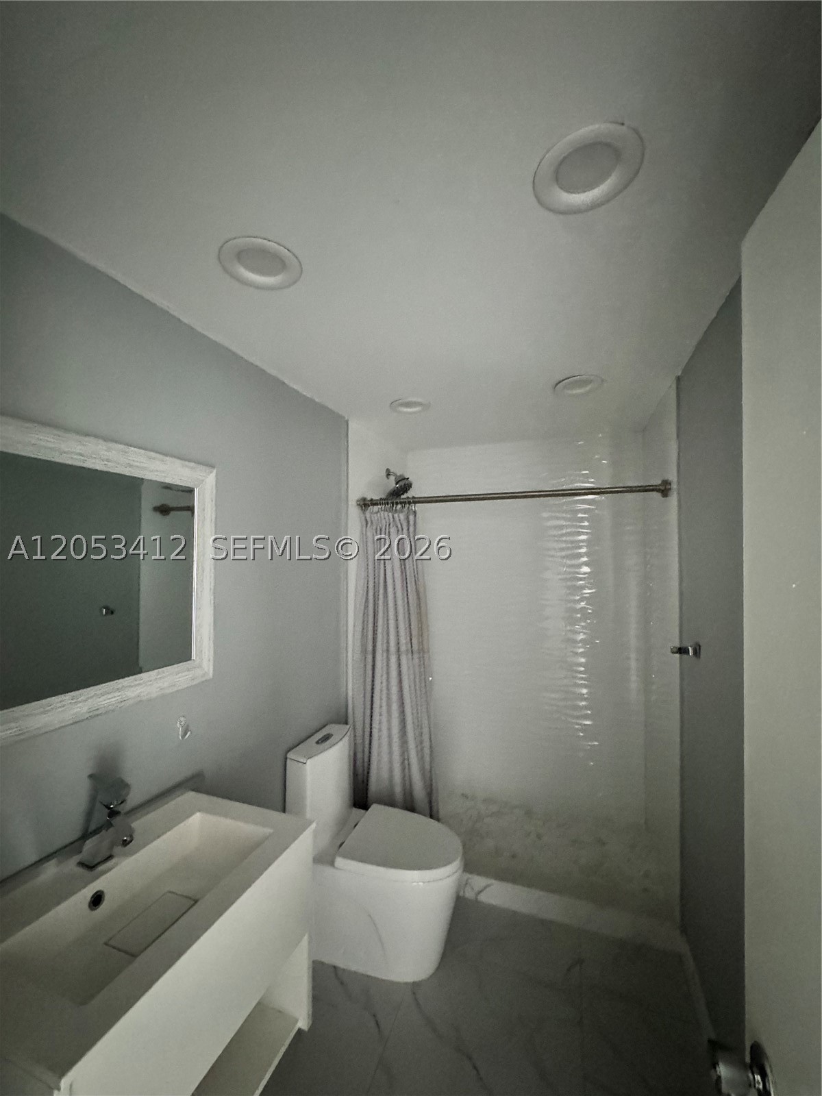 CORAL GATE EAST CONDO - Residential Lease