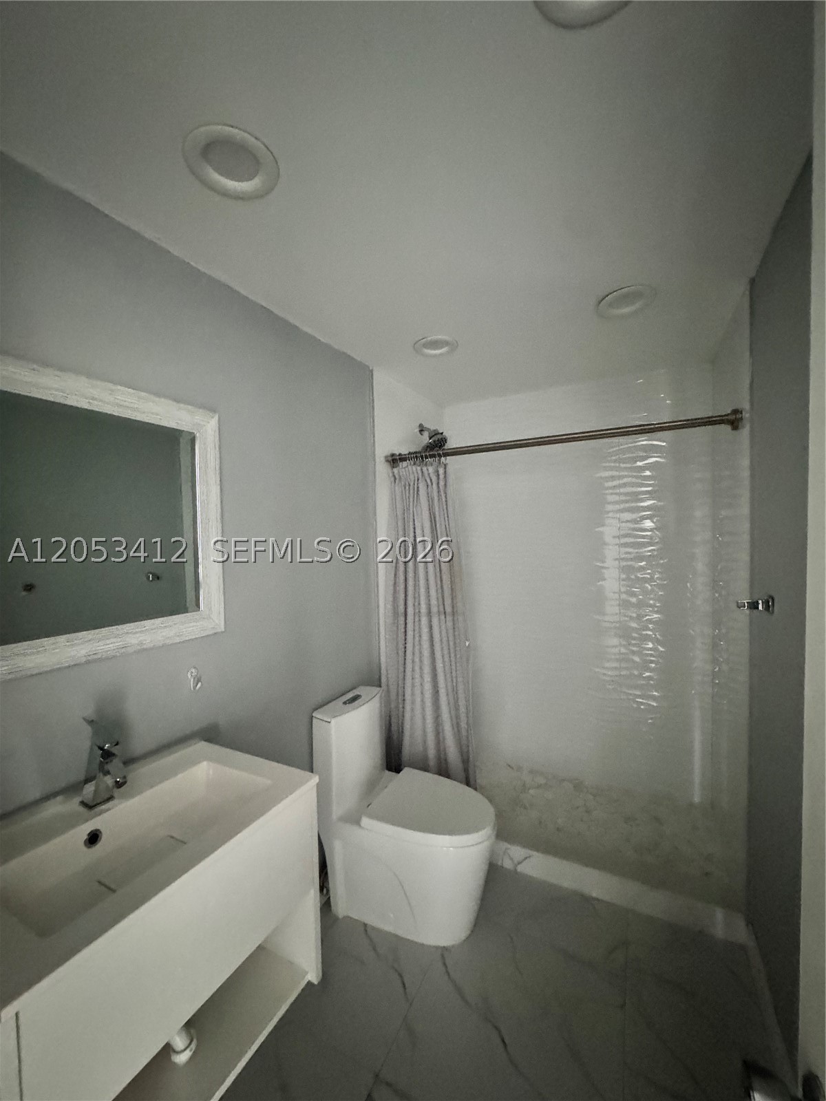 CORAL GATE EAST CONDO - Residential Lease