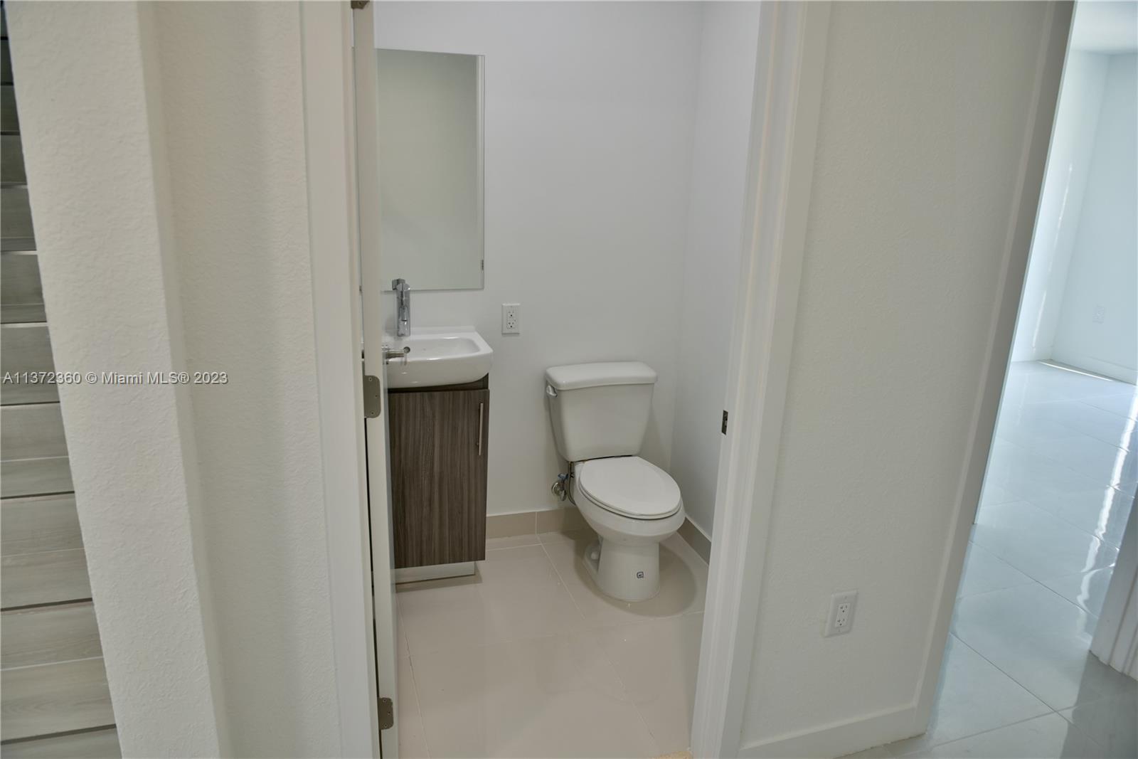 AURORA AT GRAND PALMS - Residential Lease