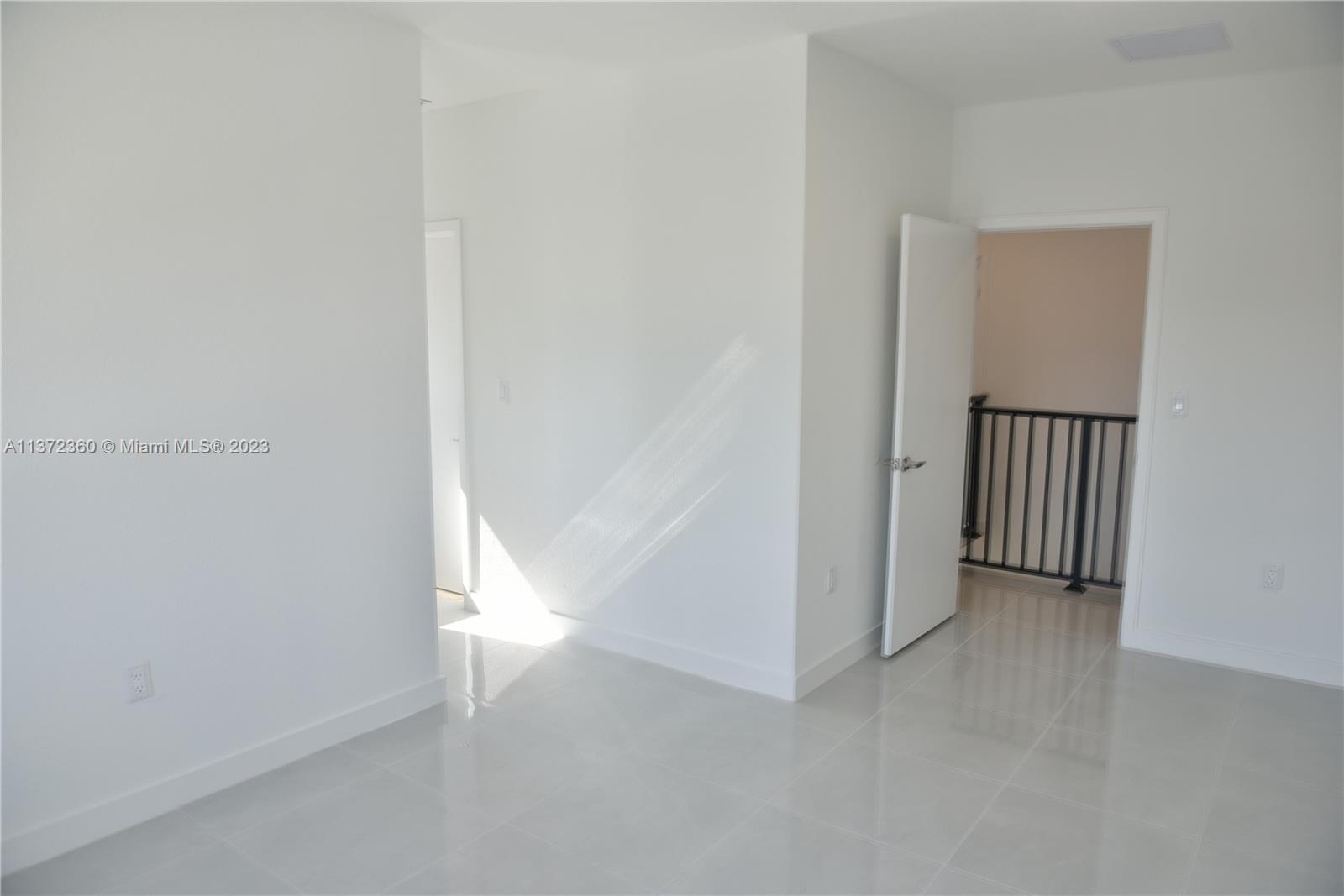 AURORA AT GRAND PALMS - Residential Lease