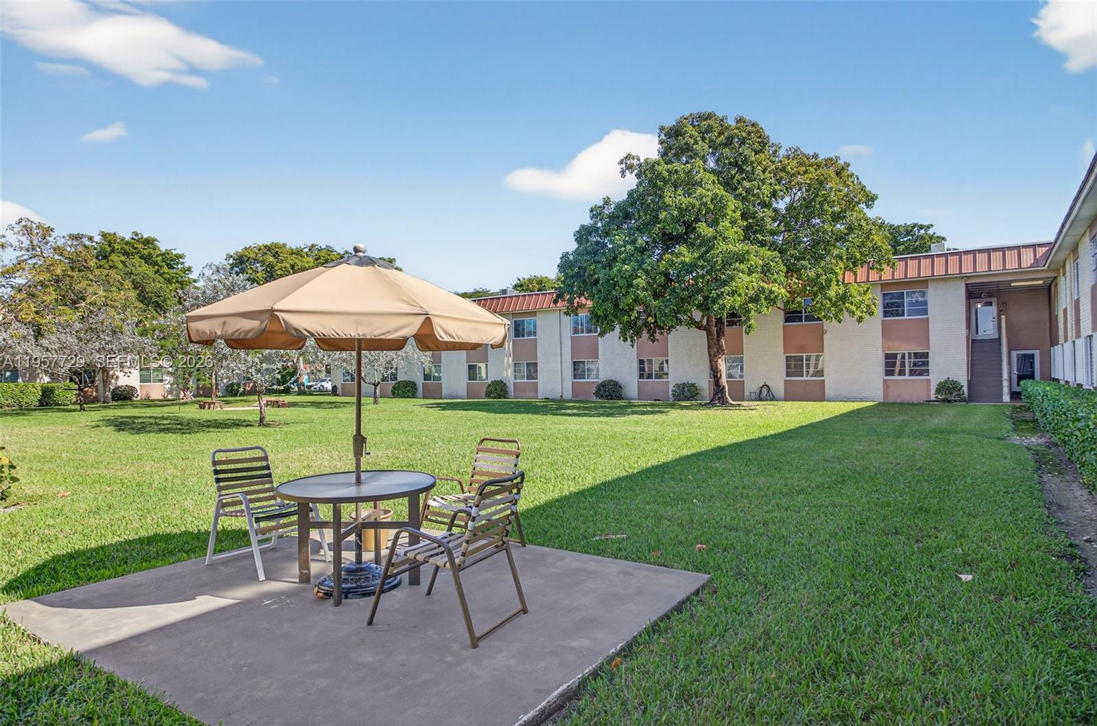 MANOR GROVE VILLAGE ONE I - Residential