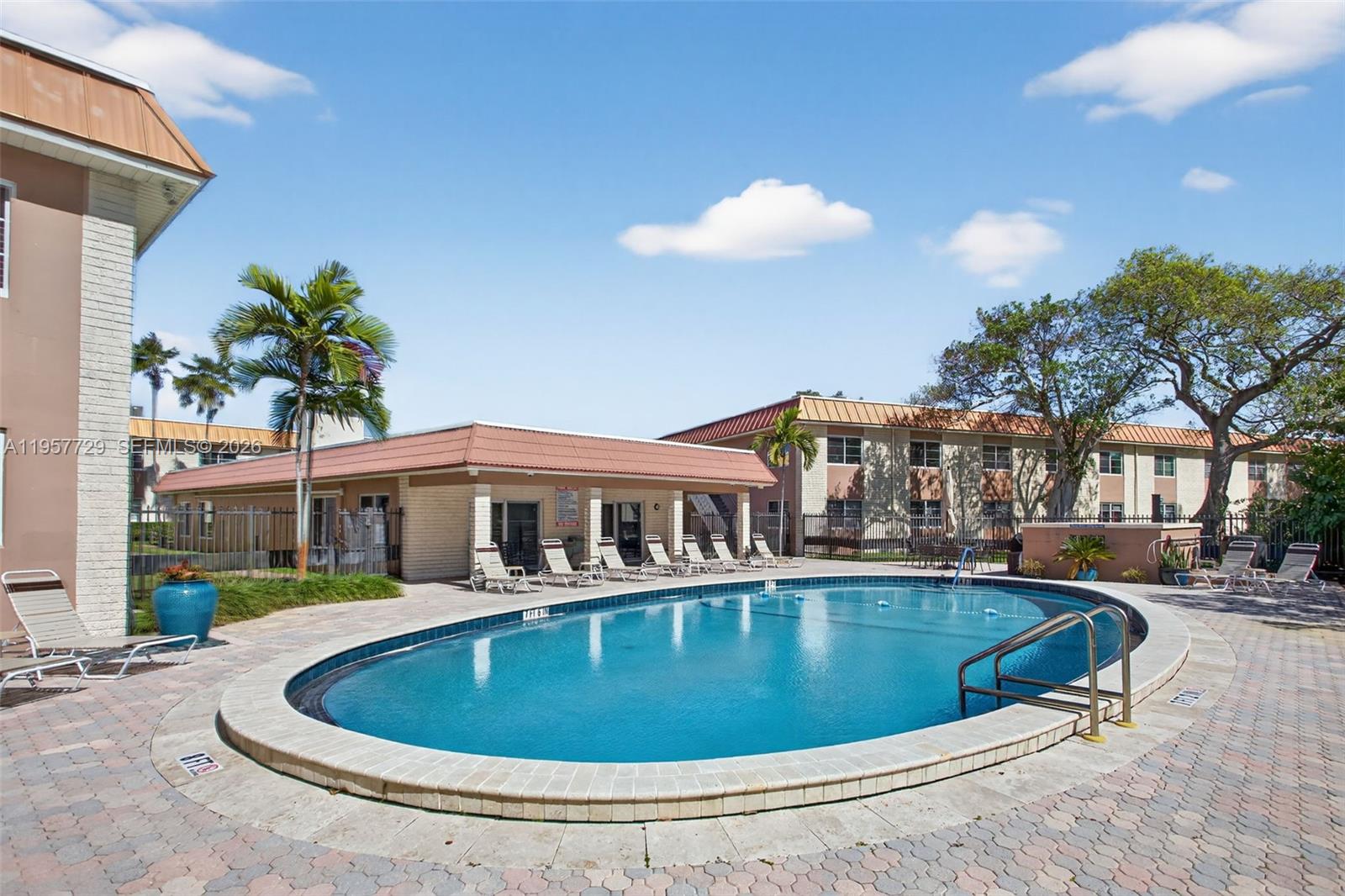 MANOR GROVE VILLAGE ONE I - Residential