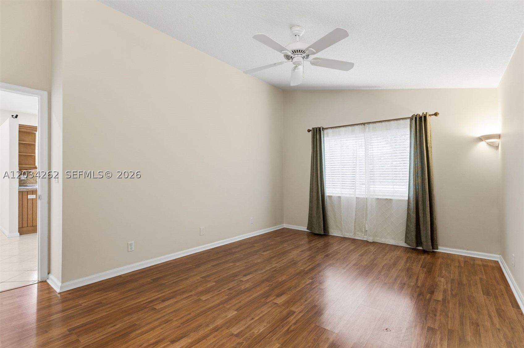 REGENCY LAKES AT COCONUT - Residential