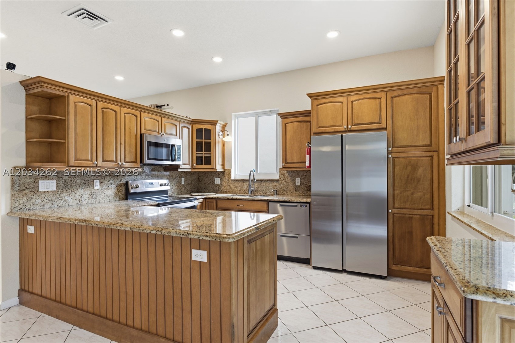 REGENCY LAKES AT COCONUT - Residential