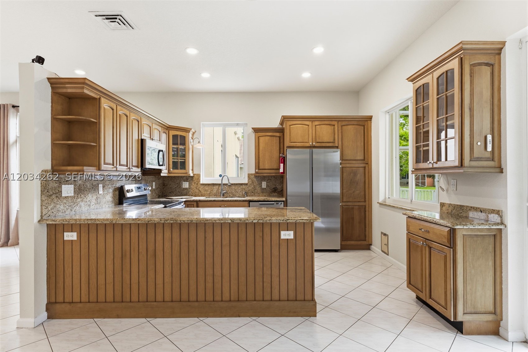 REGENCY LAKES AT COCONUT - Residential