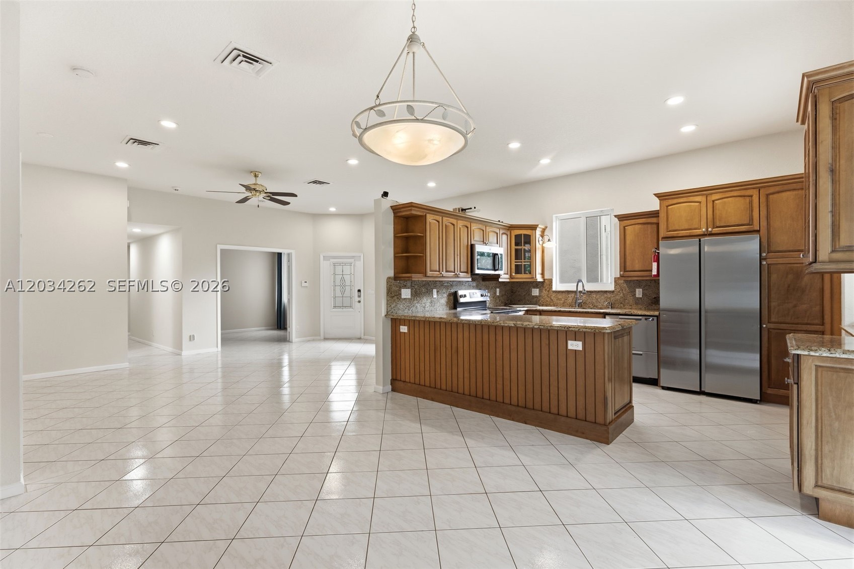 REGENCY LAKES AT COCONUT - Residential