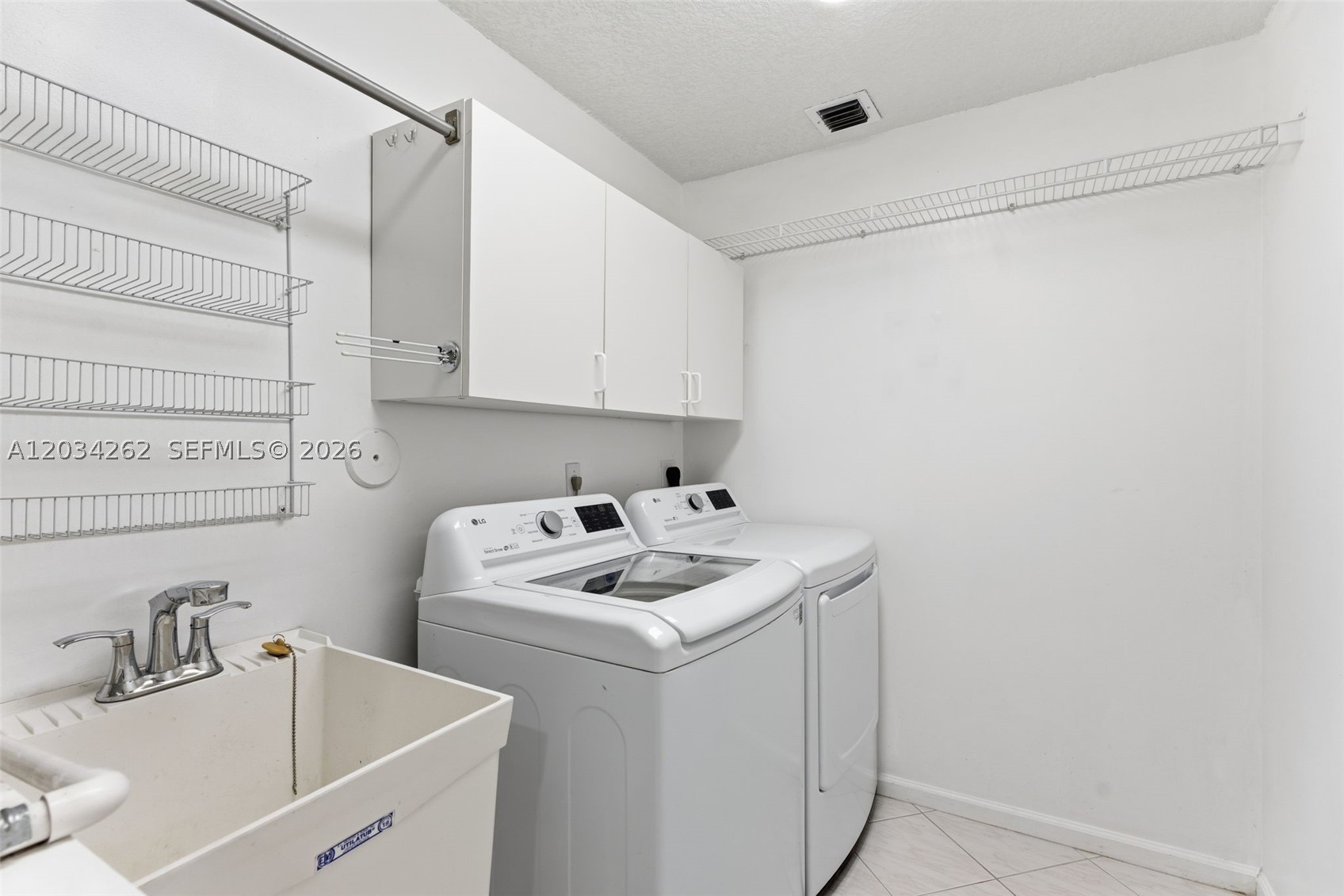 REGENCY LAKES AT COCONUT - Residential