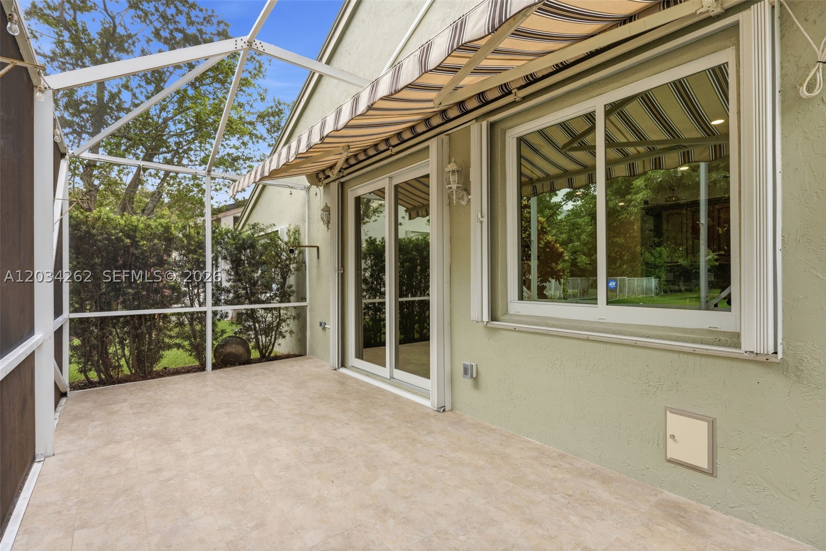 REGENCY LAKES AT COCONUT - Residential