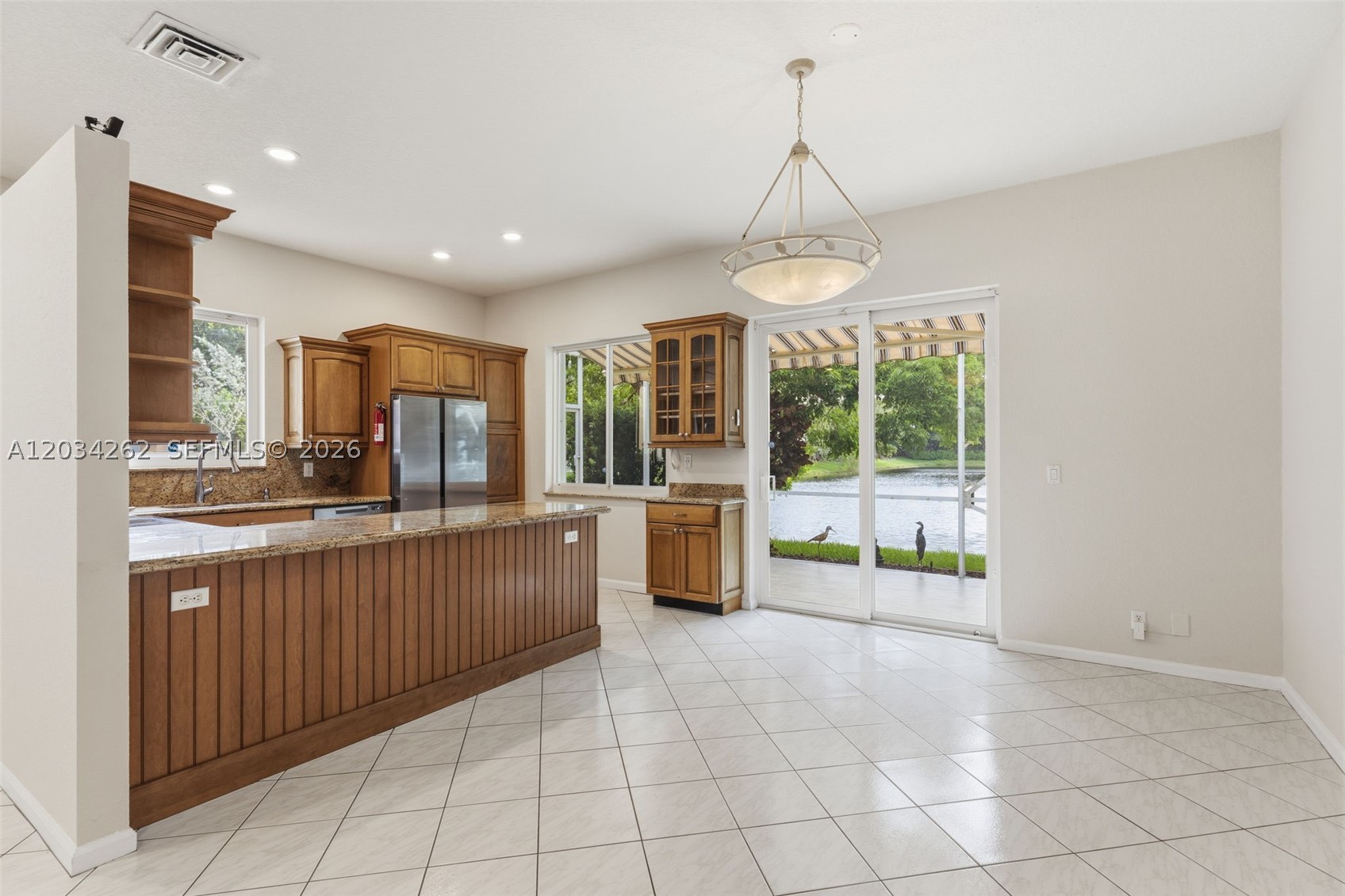 REGENCY LAKES AT COCONUT - Residential