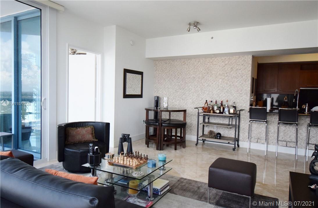LAS OLAS RIVER HOUSE COND - Residential Lease