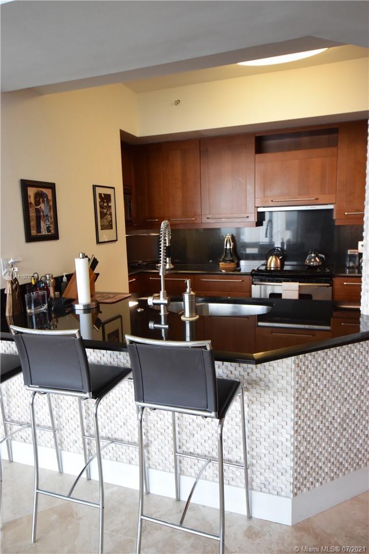LAS OLAS RIVER HOUSE COND - Residential Lease