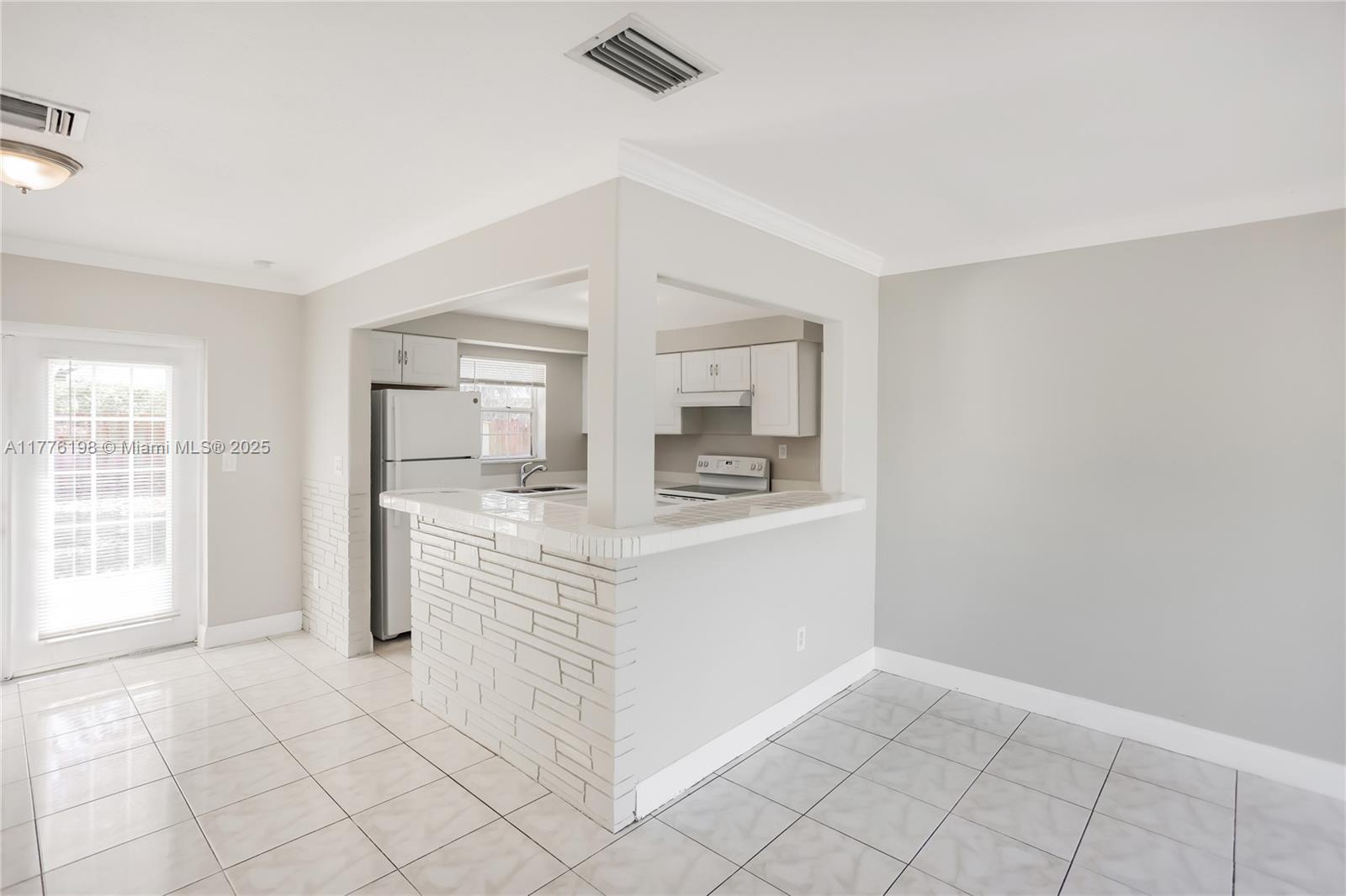 SERINO PARK SEC 1 - Residential Lease