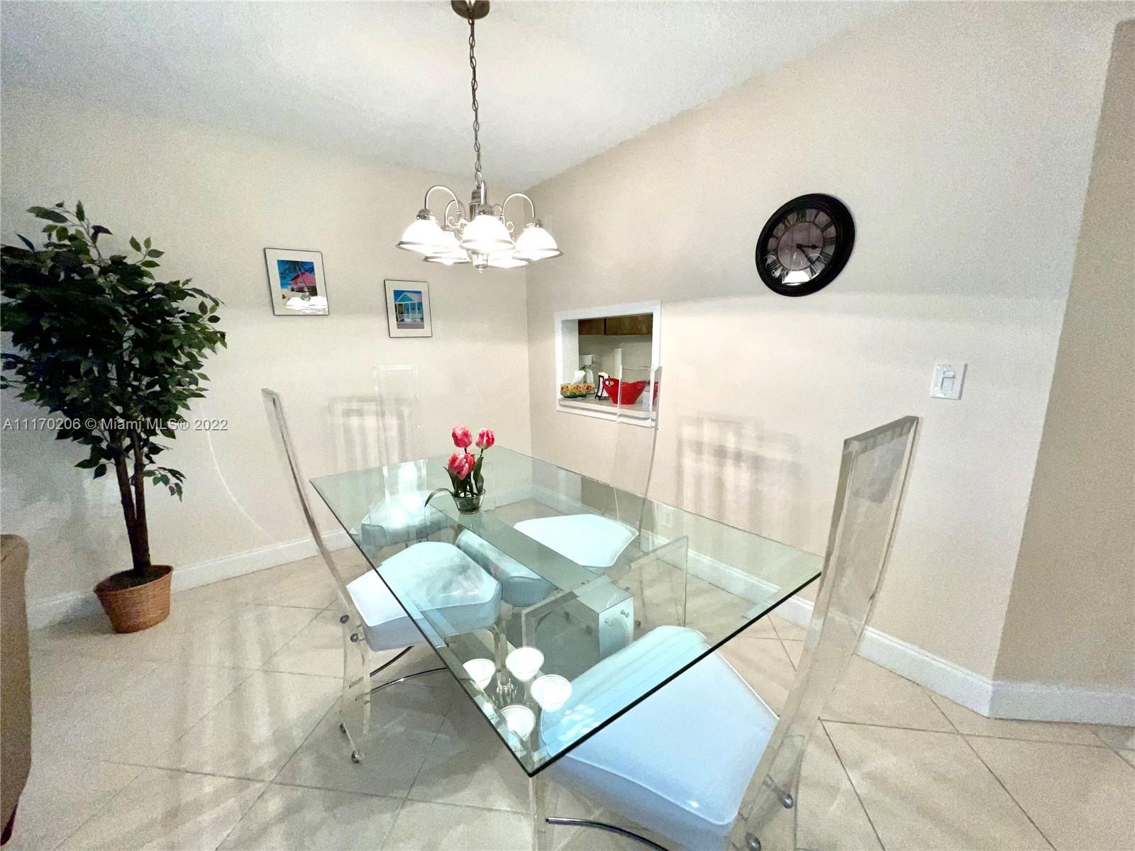 VILLAS OF CARRIAGE HILLS - Residential