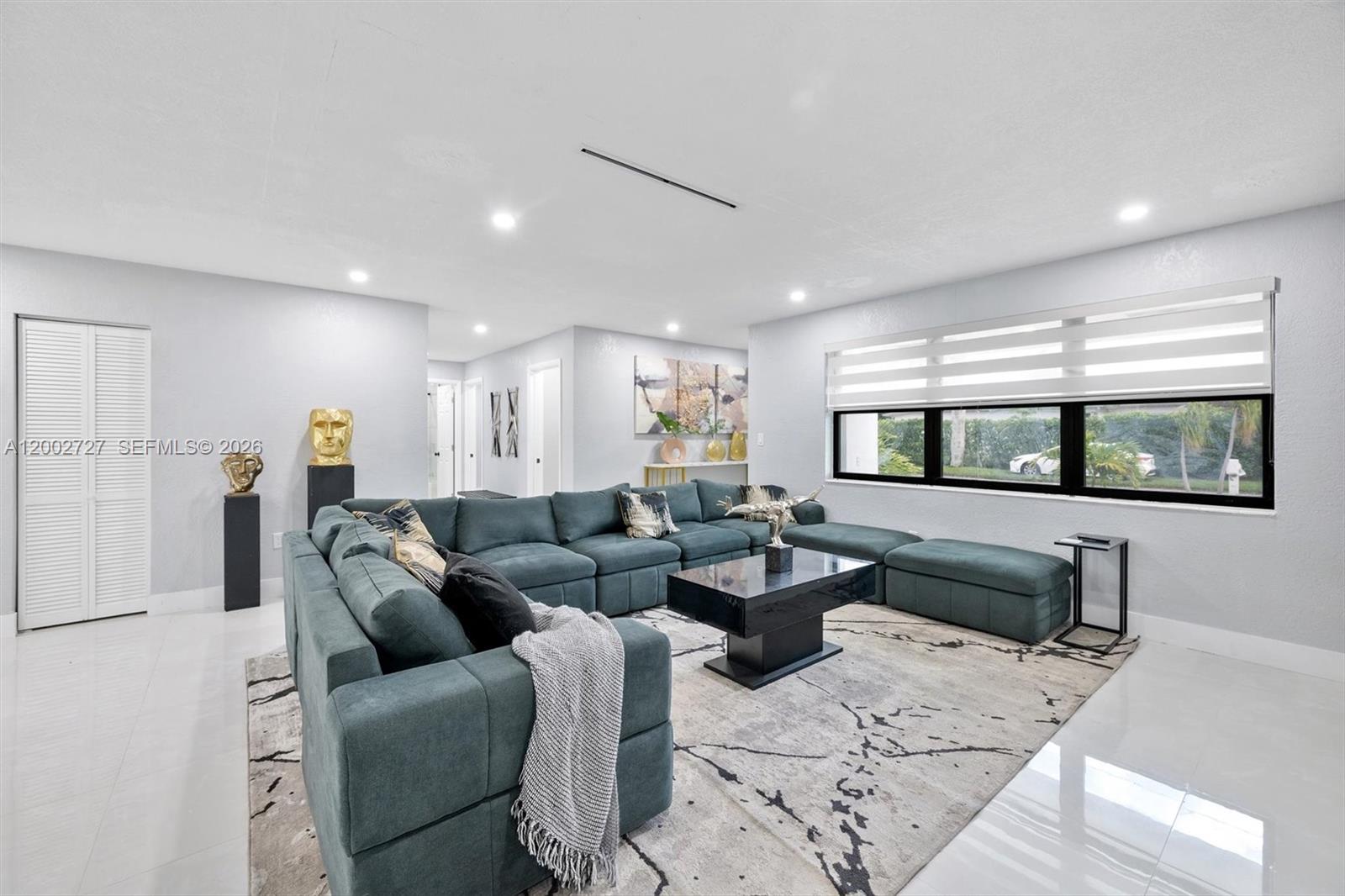 BISCAYNE GARDENS SEC D RE - Residential