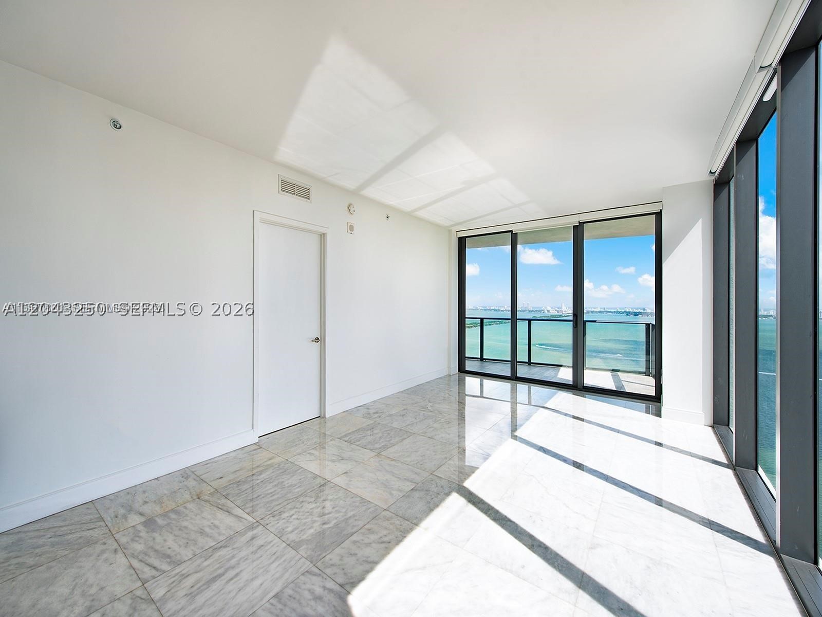 ICON BAY CONDO - Residential Lease
