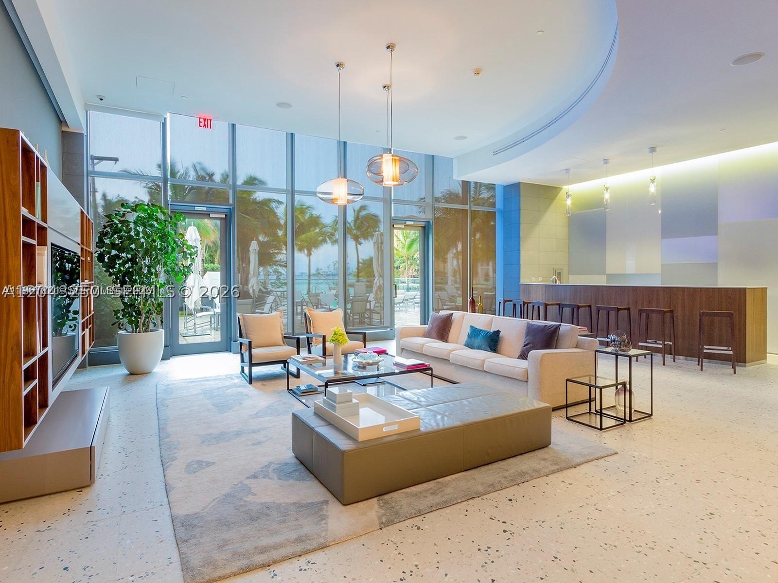 ICON BAY CONDO - Residential Lease