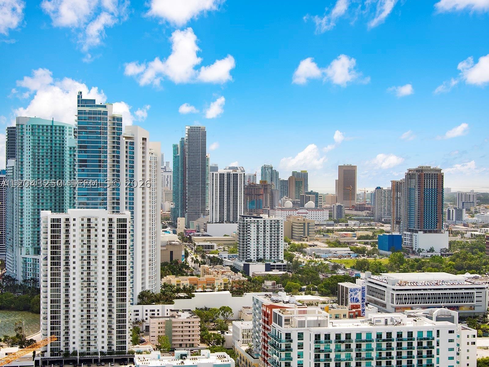 ICON BAY CONDO - Residential Lease