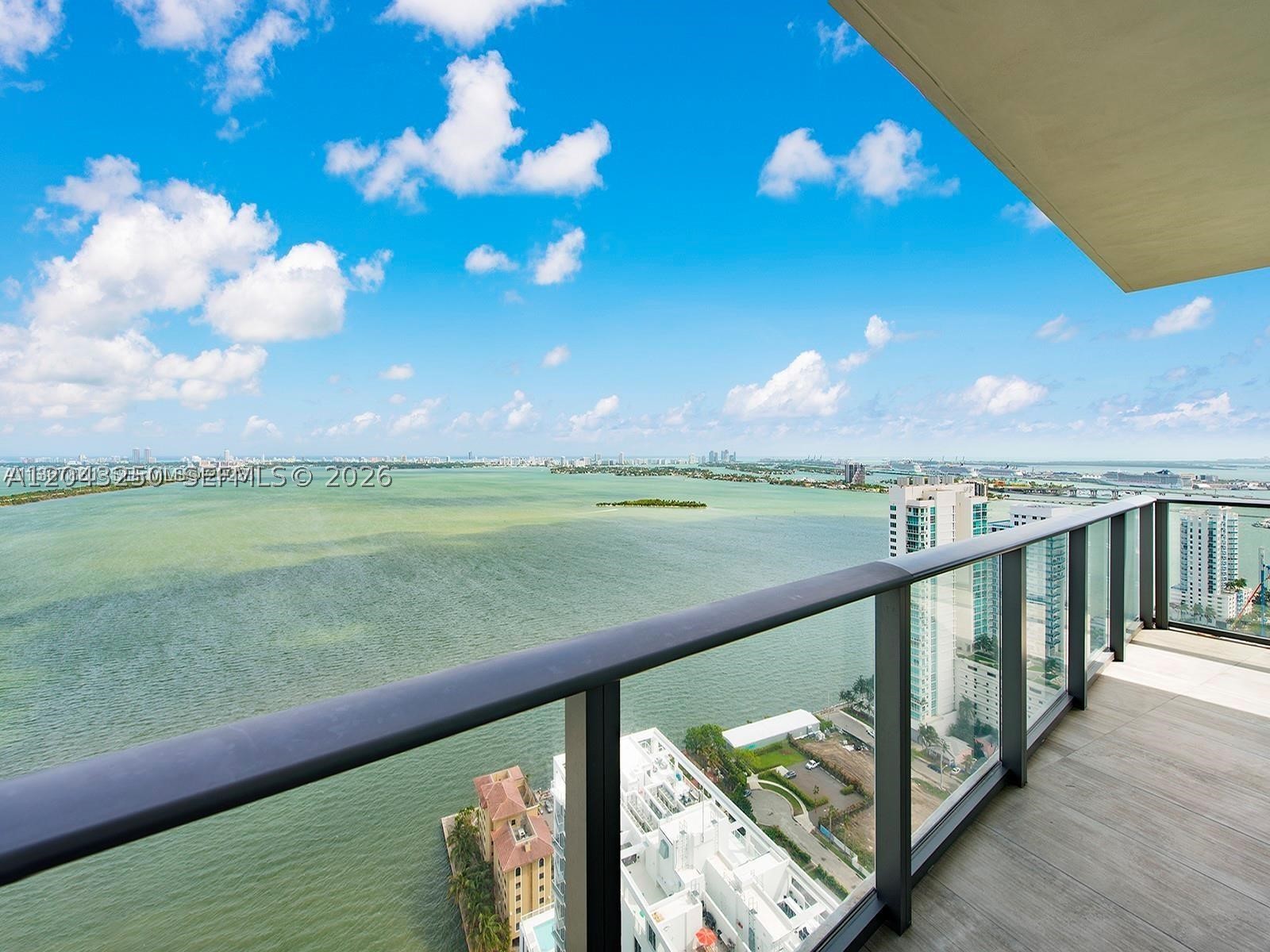 ICON BAY CONDO - Residential Lease