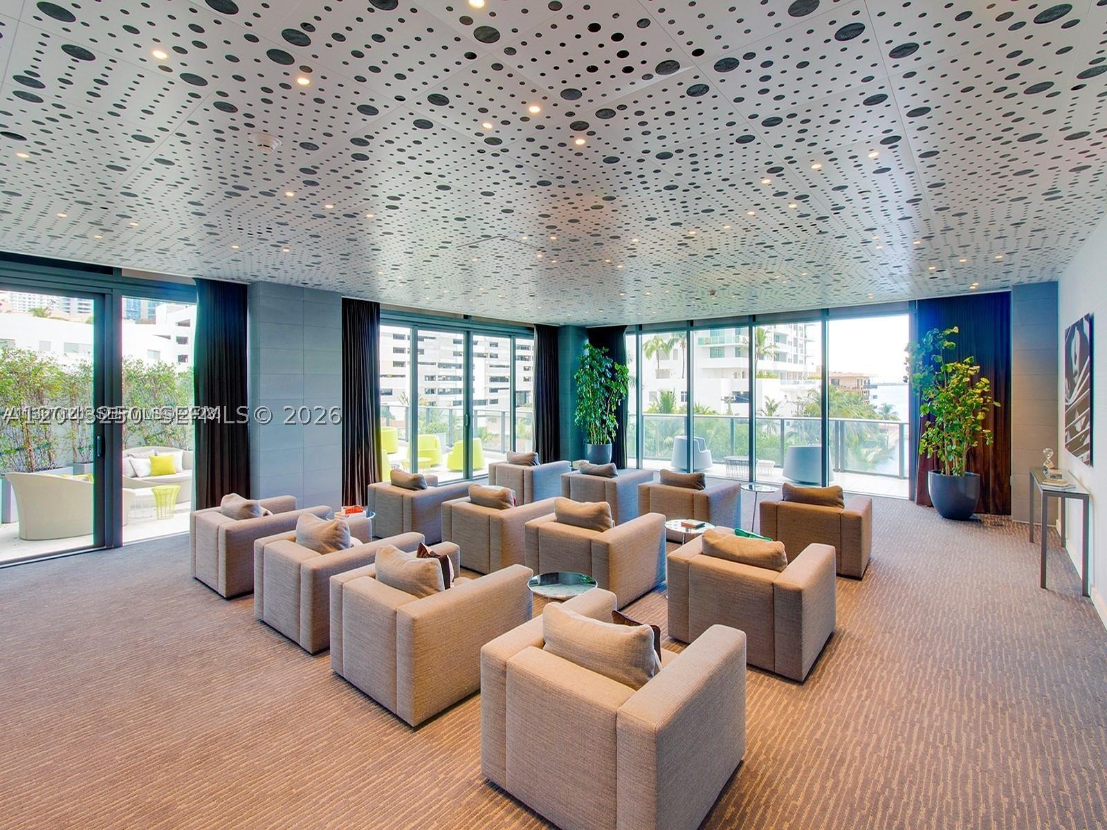 ICON BAY CONDO - Residential Lease