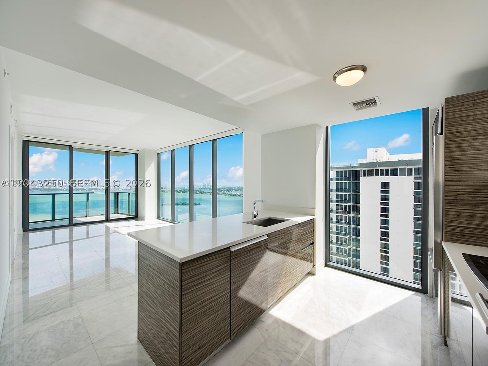 ICON BAY CONDO - Residential Lease